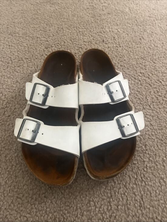 Birkenstock Shoes - Birkenstock White Women's Arizona Birko-Flor Matte Slip On Sandals Size 40 EU
